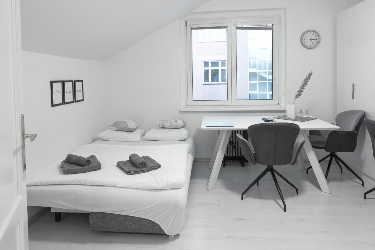 Skolska Winter Terrace Apartment Πράγα Εξωτερικό φωτογραφία
